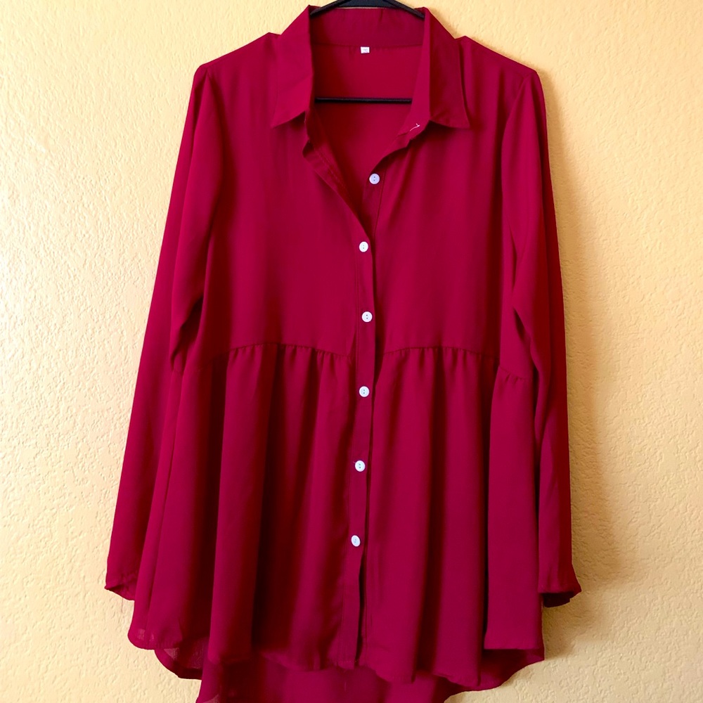 NWOT beautiful burgundy blouse